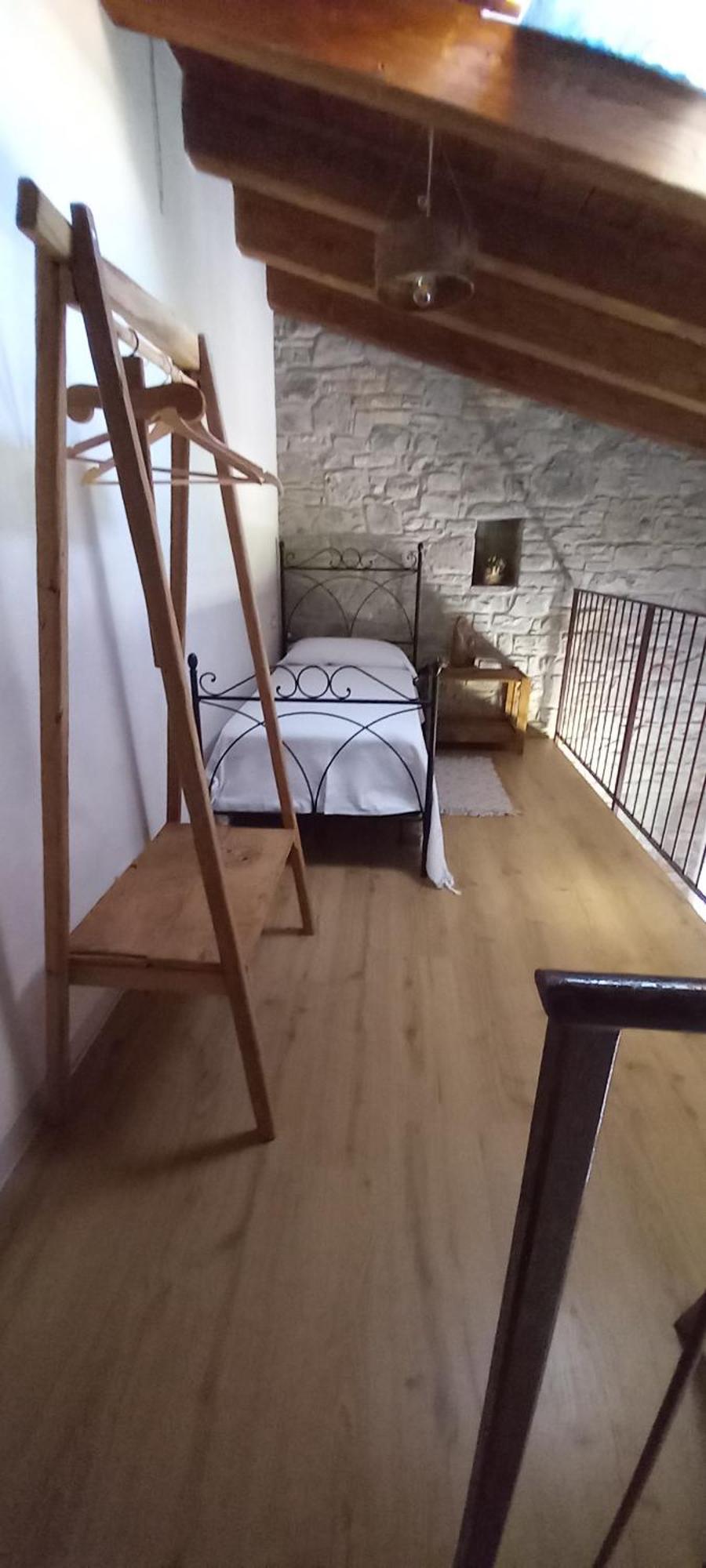 Отель La Casa Di Lillia Кастельново-не-Монти Экстерьер фото